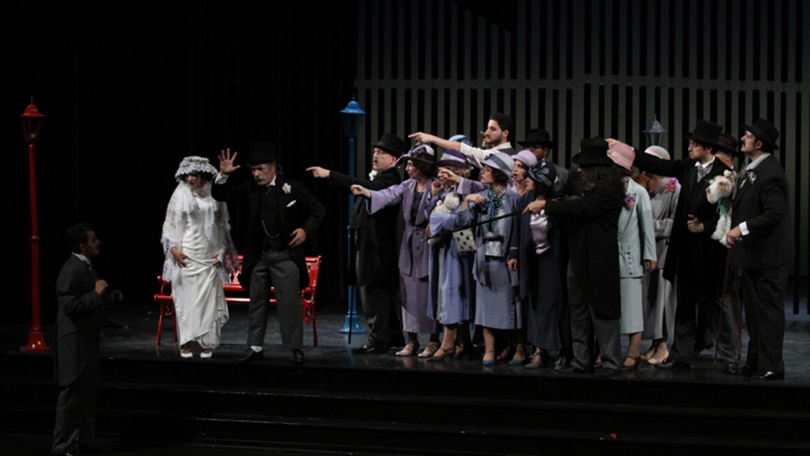 2011 Il cappello di paglia