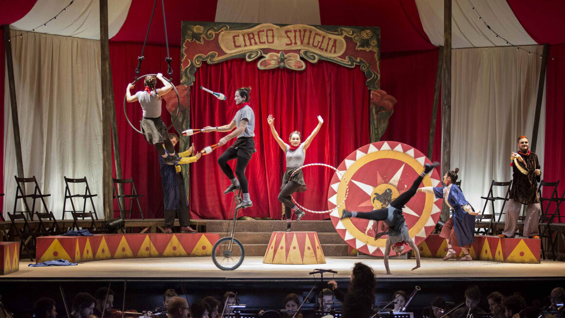 2018 Carmen. La stella del circo Siviglia